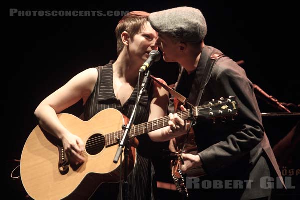 TREVOR MOSS AND HANNAH LOU - 2014-05-17 - PARIS - Grand Rex - 